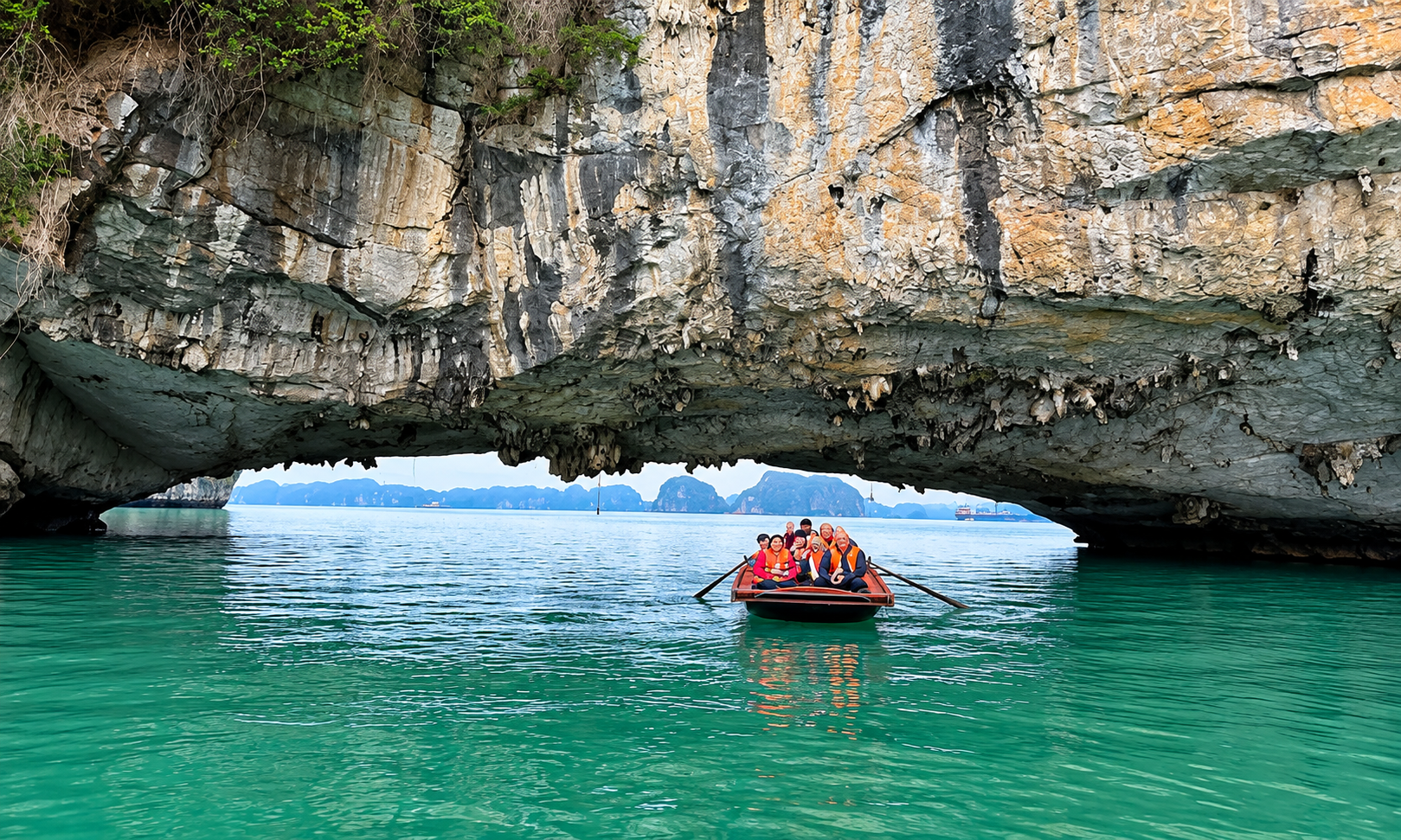 ha long boat